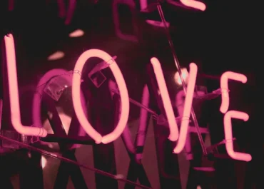 สรุปคำเทศนา 8 กุมภาพันธ์ 2026 | ส่องสว่างความรัก