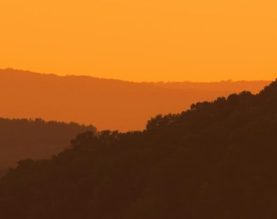 เป็นหนึ่งในพระคริสต์